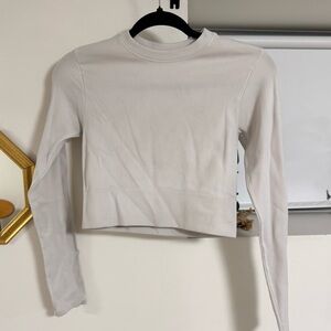 Dynamite Long Sleeve Crop Top